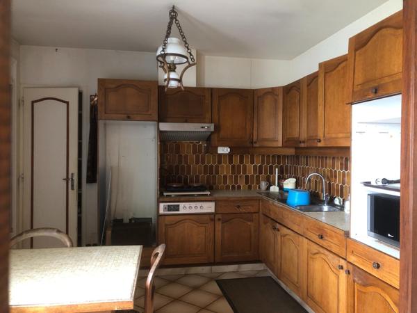 Idéal pour artisan, activité tertiaire ou libérale