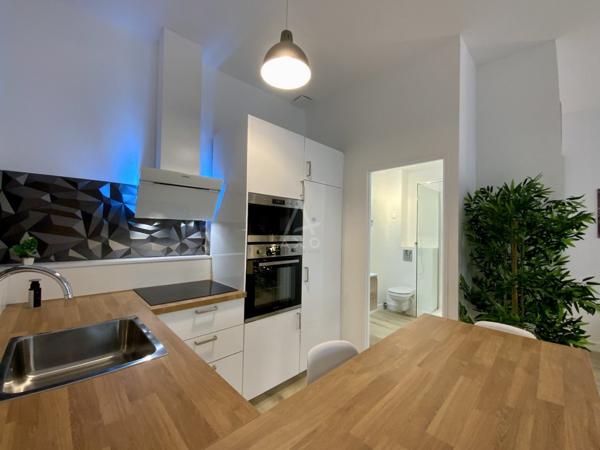 Gard (30) - Nimes Fac Vauban - Studio meublé avec terrasse