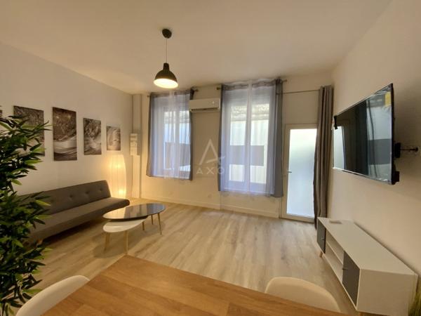 Gard (30) - Nimes Fac Vauban - Studio meublé avec terrasse