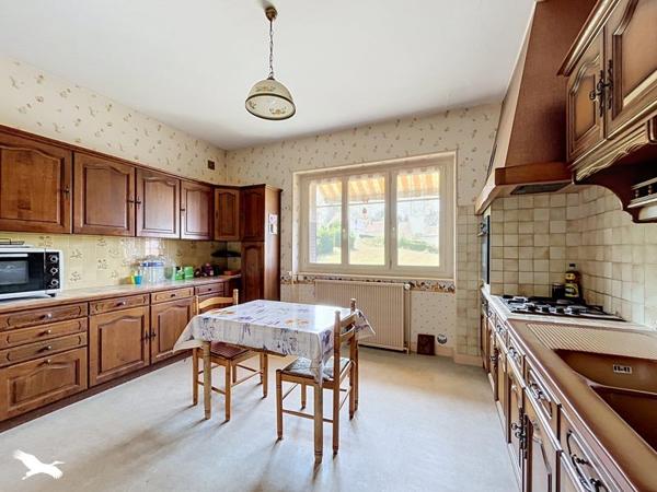 Maison à vendre 135 000 € Saint-Yrieix-la-Perche 5 p 105 m² DPE F