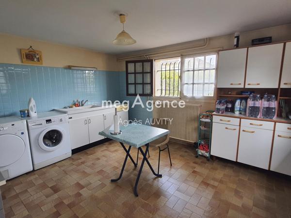 Maison à DOMERAT, 03410 - 7 pièces 152m²