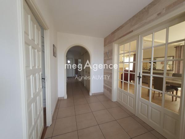 Maison à DOMERAT, 03410 - 7 pièces 152m²