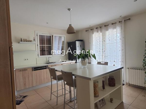 Maison à DOMERAT, 03410 - 7 pièces 152m²