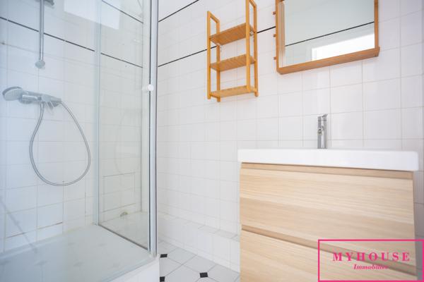 Appartement
                                                                                                                                                                                                                                                                                                                        4 pièce(s)                                                                                                                                                                                                          3 chambre(s)                                                                                                                                                                                                          94.71  m²