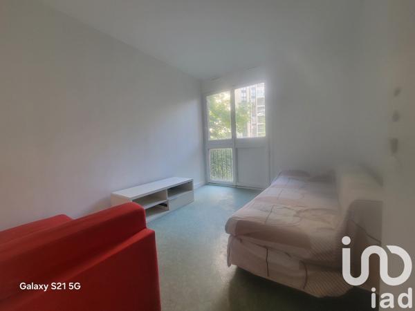 Appartement 4 pièces de 66 m² à Grigny (91350)