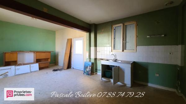 Ensemble de 2 maisons de bourg à rénover - VERNANTES (49390)