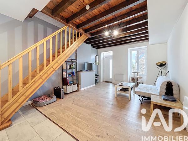 Immeuble à vendre 114 m² Précy-le-Sec