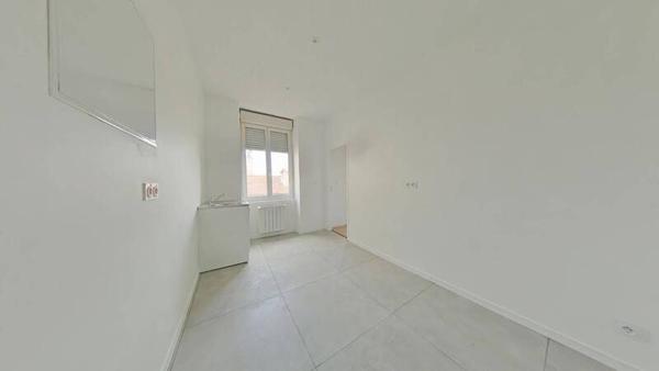 Appartement 2 pièces                                        - 42000 Saint-Étienne Réf : 12960