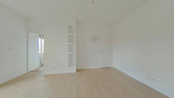 Appartement 2 pièces                                        - 42000 Saint-Étienne Réf : 12960
