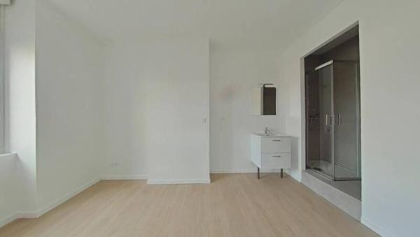 Appartement 2 pièces                                        - 42000 Saint-Étienne Réf : 12960