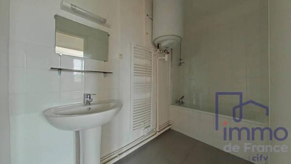 Appartement 2 pièces                                        - 42000 Saint-Étienne Réf : 2891-CIFVFOREZVELAY