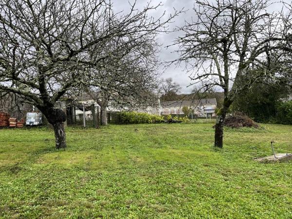 Terrain à vendre |  Mirambeau |  958 m²