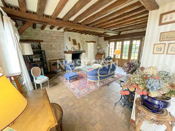 CHARS - Maison de charme à vendre 6 chambres / 270 m² - Un havre de paix à découvrir !