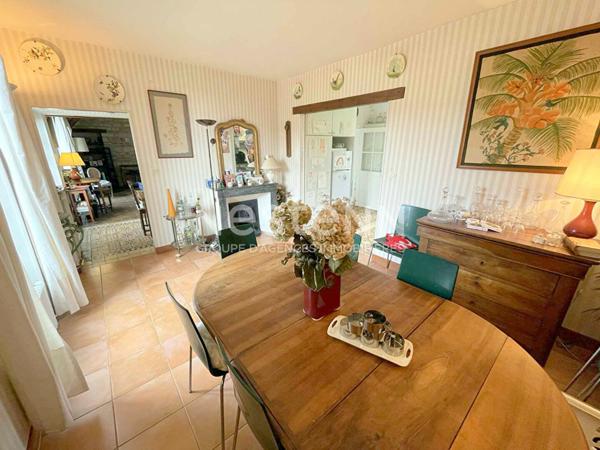 CHARS - Maison de charme à vendre 6 chambres / 270 m² - Un havre de paix à découvrir !