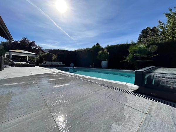 À acheter – Maison individuelle avec piscine – Bons-en-Chablais (74890)