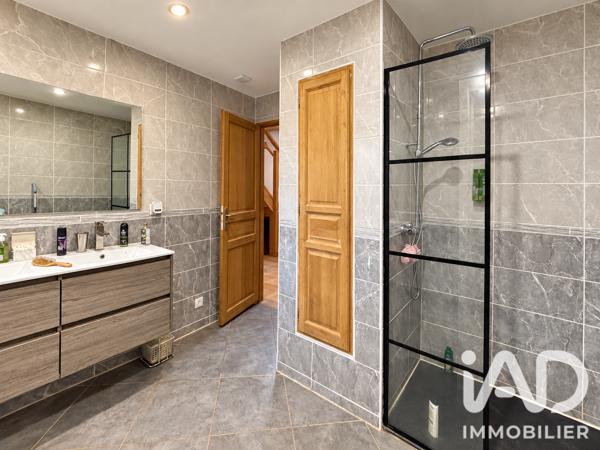 Maison à vendre 4 pièces 133 m² Sainte-Croix-en-Bresse