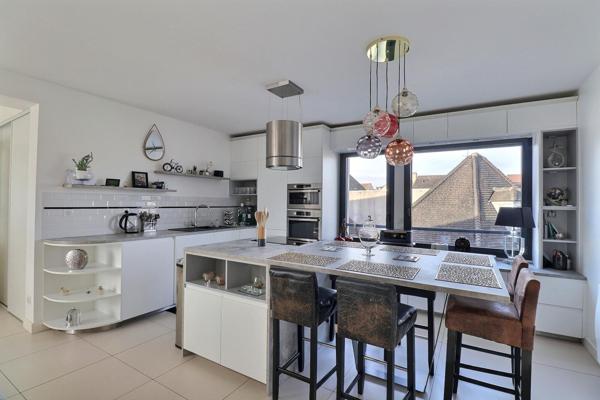 Superbe appartement 5 P / 3 CH de 103 m2 à Maisons-Laffitte