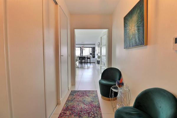 Superbe appartement 5 P / 3 CH de 103 m2 à Maisons-Laffitte