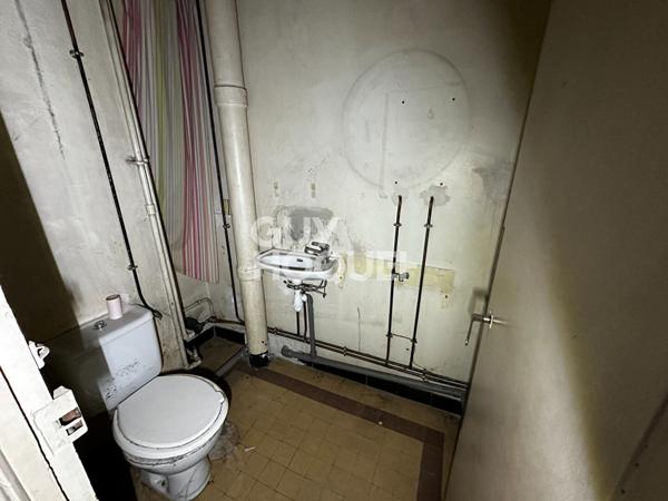 immeuble 4 etages centre ville ALBERTVILLE