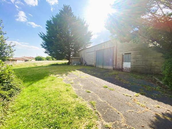 EXCLUSIVITE Maison de plain pied 6 pièces  sur sous sol complet avec  terrain de 2500 m2