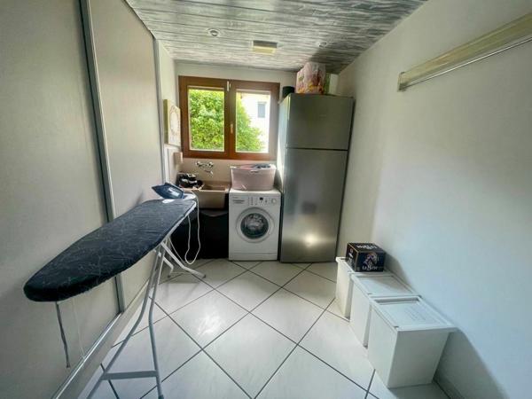 Maison à louer    7 pièces • 230 m2 Prévessin-Moëns