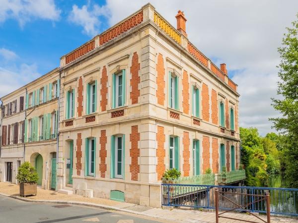 Maison à vendre à Pons (17800) - Charente-Maritime
