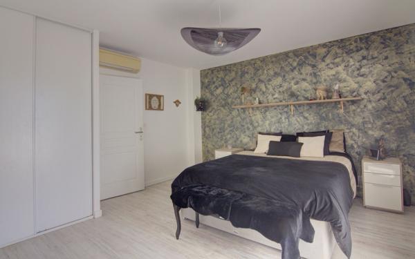 Maison à vendre    5 pièces • 135 m2 Cellieu