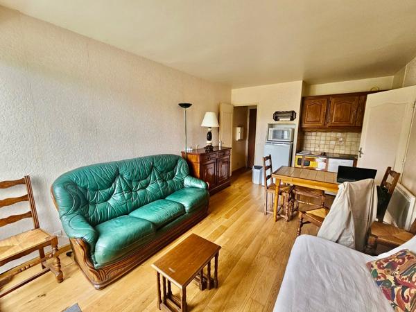 Appartement, balconnet, parking