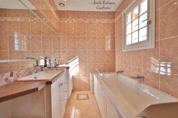 Maison à vendre 7 pièces CHATILLON SUR CHALARONNE (01)