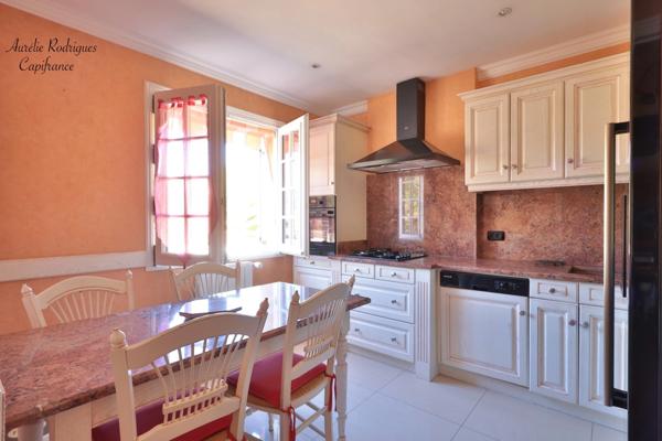 Maison à vendre 7 pièces CHATILLON SUR CHALARONNE (01)
