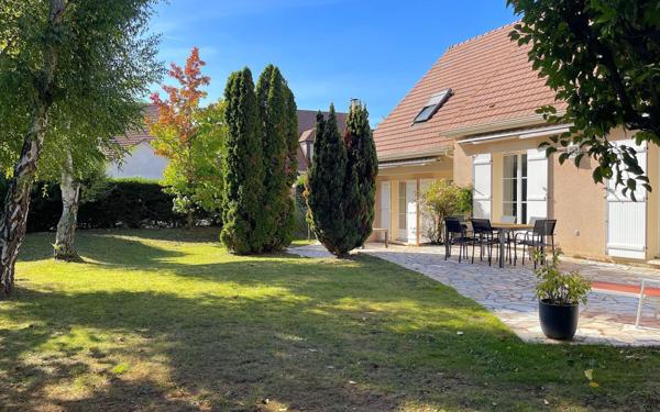 Maison à vendre    6 pièces •  Mennecy