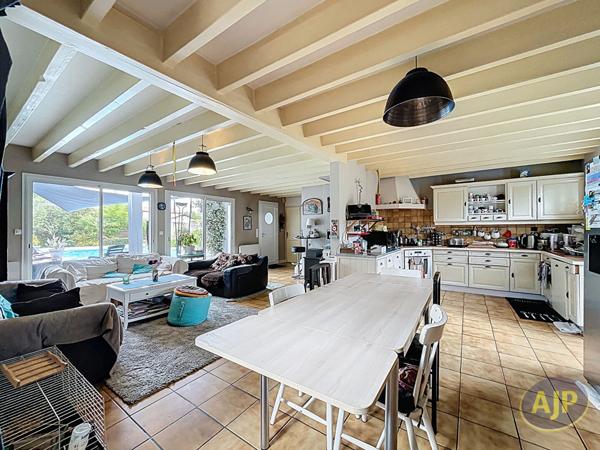 Biens de prestige à vendre Gujan Mestras : 599 925 € - AJP ACTEA La Hume