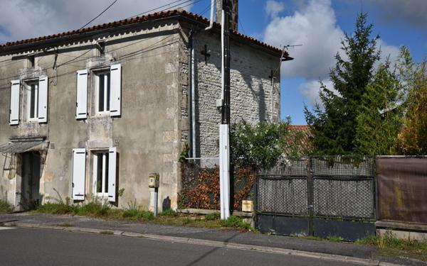 Maison à vendre    3 pièces •  Brie