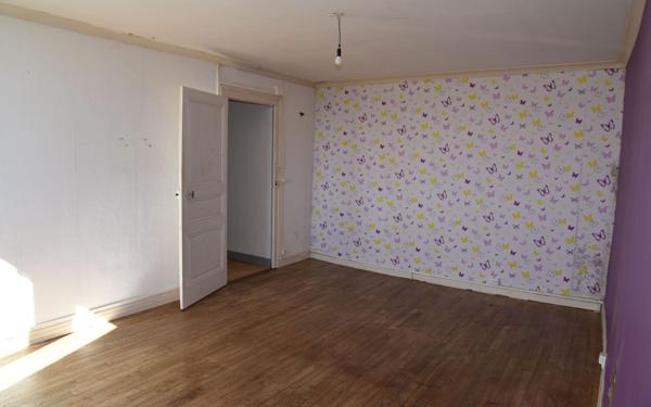 Maison à vendre    3 pièces •  Brie