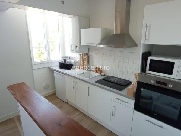 Location meublée - Appartement - Oloron-sainte-marie - Réf.:202260 OLORON SAINTE MARIE - Quartier Sainte Marie F2 meublé de 51 m² habitables