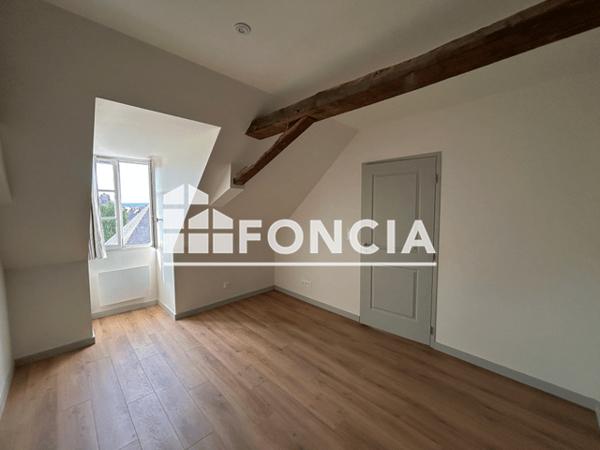 Location Studio 42.47 m² - Guingamp 22200