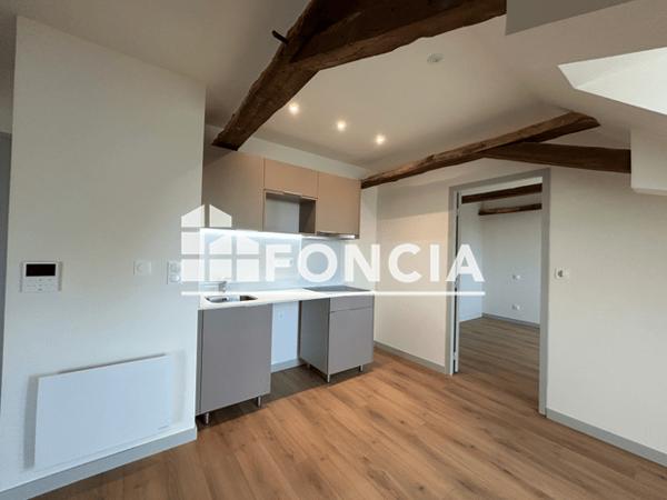 Location Studio 42.47 m² - Guingamp 22200
