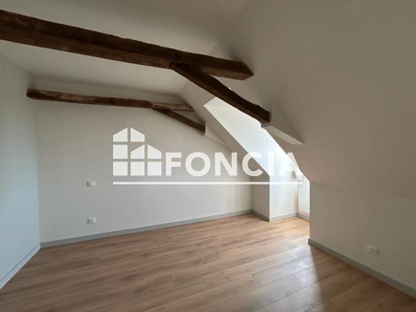 Location Studio 42.47 m² - Guingamp 22200