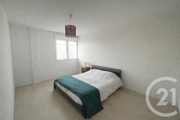 Appartement F2 à vendre  2 pièces - 65,69 m2 FRANOIS - 25