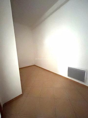Location Appartement 3 pièces 45 m2 à Aubagne