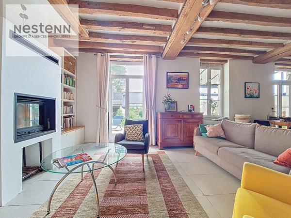 ORLEANS RUE MALAKOFF - MAISON DE VILLE ANCIENNE - DOUBLE RECEPTION - EXCELLENT DPE D - 4 CHAMBRES - GARAGE - CAVE - TRANSPORTS A 4 MIN A PIED !