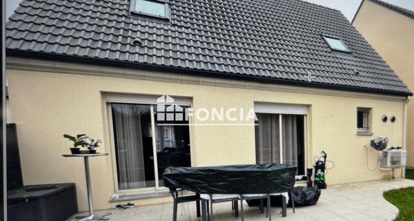 À vendre Maison 4 pièces 92.89 m² - Salouël 80480