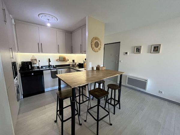 Appartement 3 pièces , terrasse, Garage 34110 FRONTIGNAN