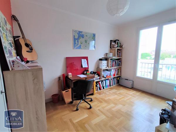 Appartement à louer 3 pièces 71.58m²