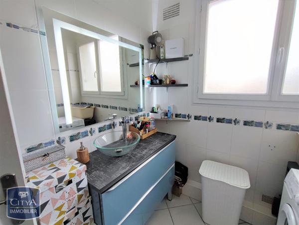 Appartement à louer 3 pièces 71.58m²