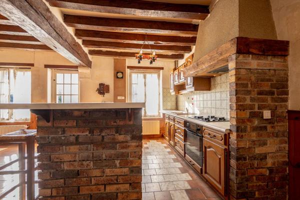 LIEUX UNIQUES ® PROPRIÉTÉS PRIVÉES -  PROPOSE ANCIEN COUVENT DE 173 M² SUR UN TERRAIN DE 1.600 M² - AZÉ - GARE TGV VENDÔME