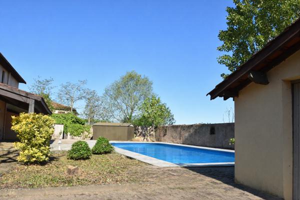 Reyniès (82370) MAISON T7 170 m² 1400 m² de terrain