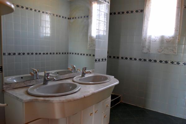 Reyniès (82370) MAISON T7 170 m² 1400 m² de terrain