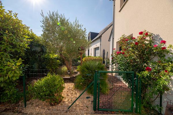 Maison à vendre à Châteaugiron 92 m² /4 chambres/DPE A/garage et jardin