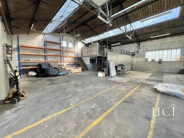 local d'activité pro 370m2 + bureau